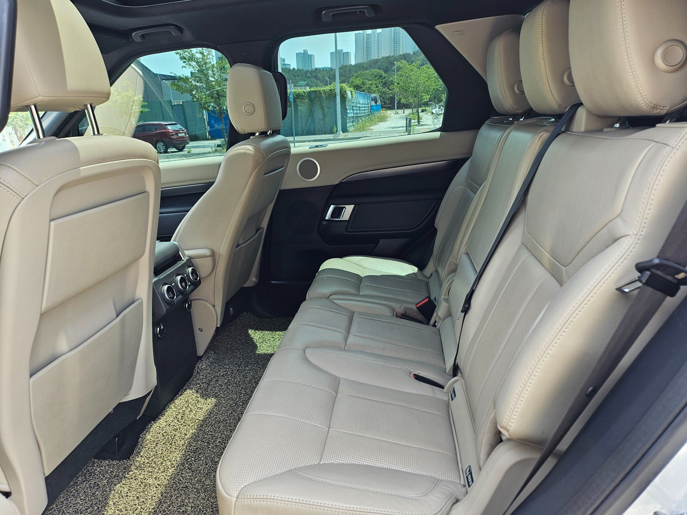 LAND ROVER DISCOVERY 5 2017