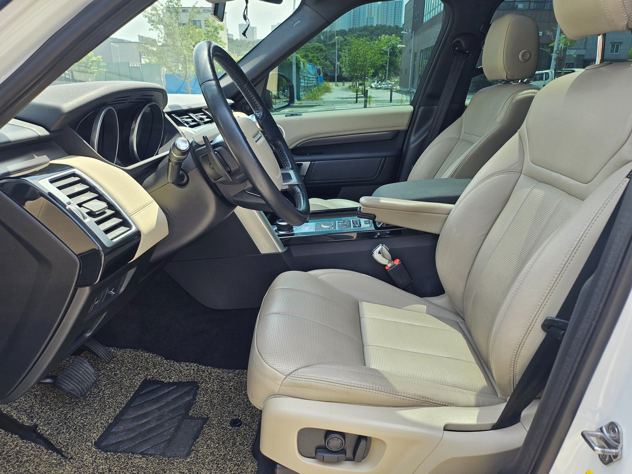 LAND ROVER DISCOVERY 5 2017