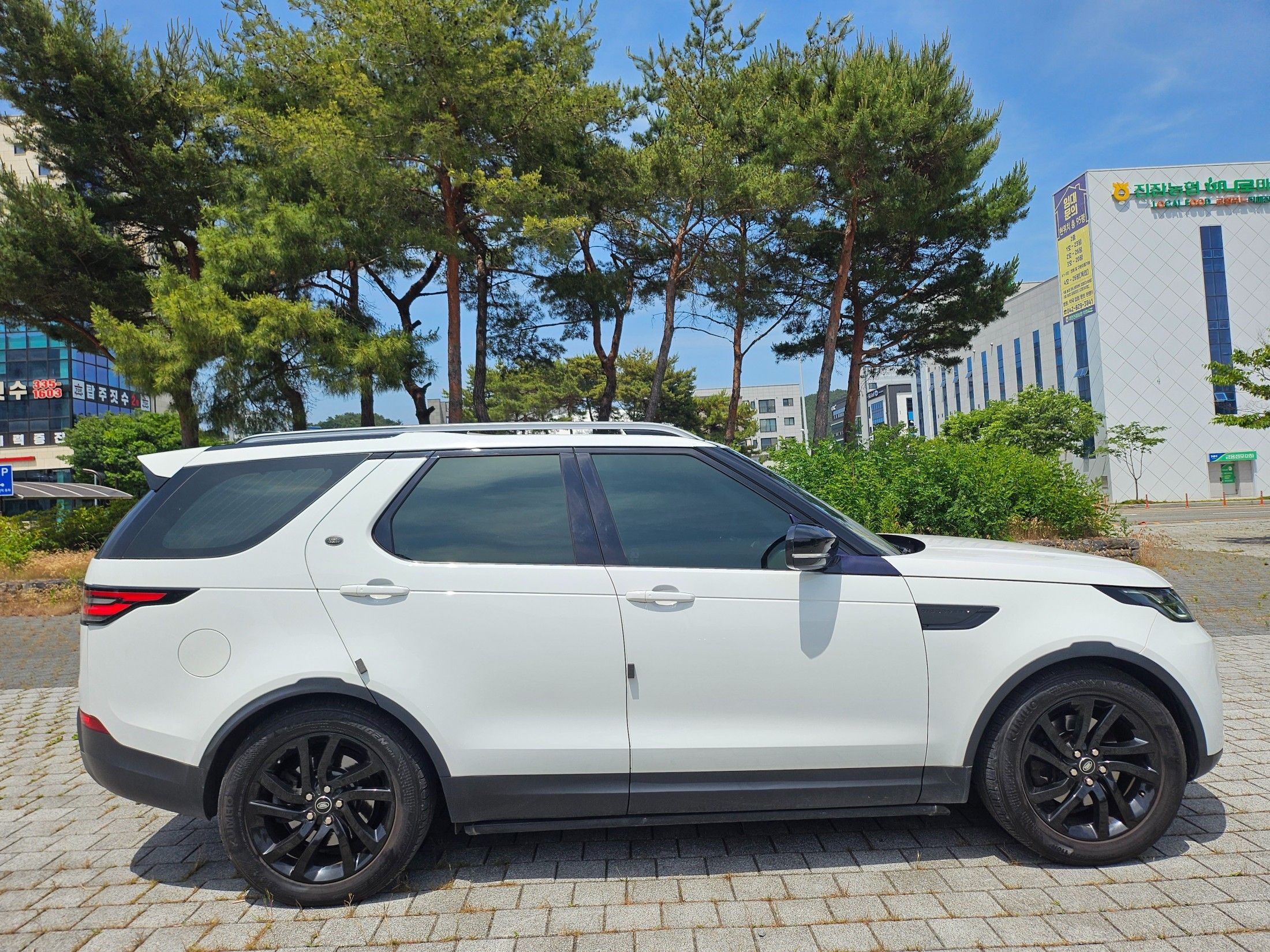 LAND ROVER DISCOVERY 5 2017