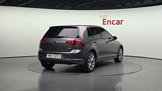 VOLKSWAGEN GOLF 2015