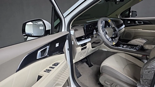 KIA CARNIVAL 2025
