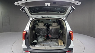 KIA CARNIVAL 2025