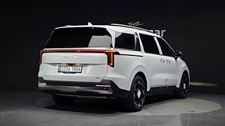 KIA CARNIVAL 2025