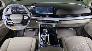 KIA CARNIVAL 2025