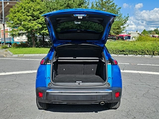 PEUGEOT 2008  2 GENERATION 1.5 BlueHDi Allure 2021