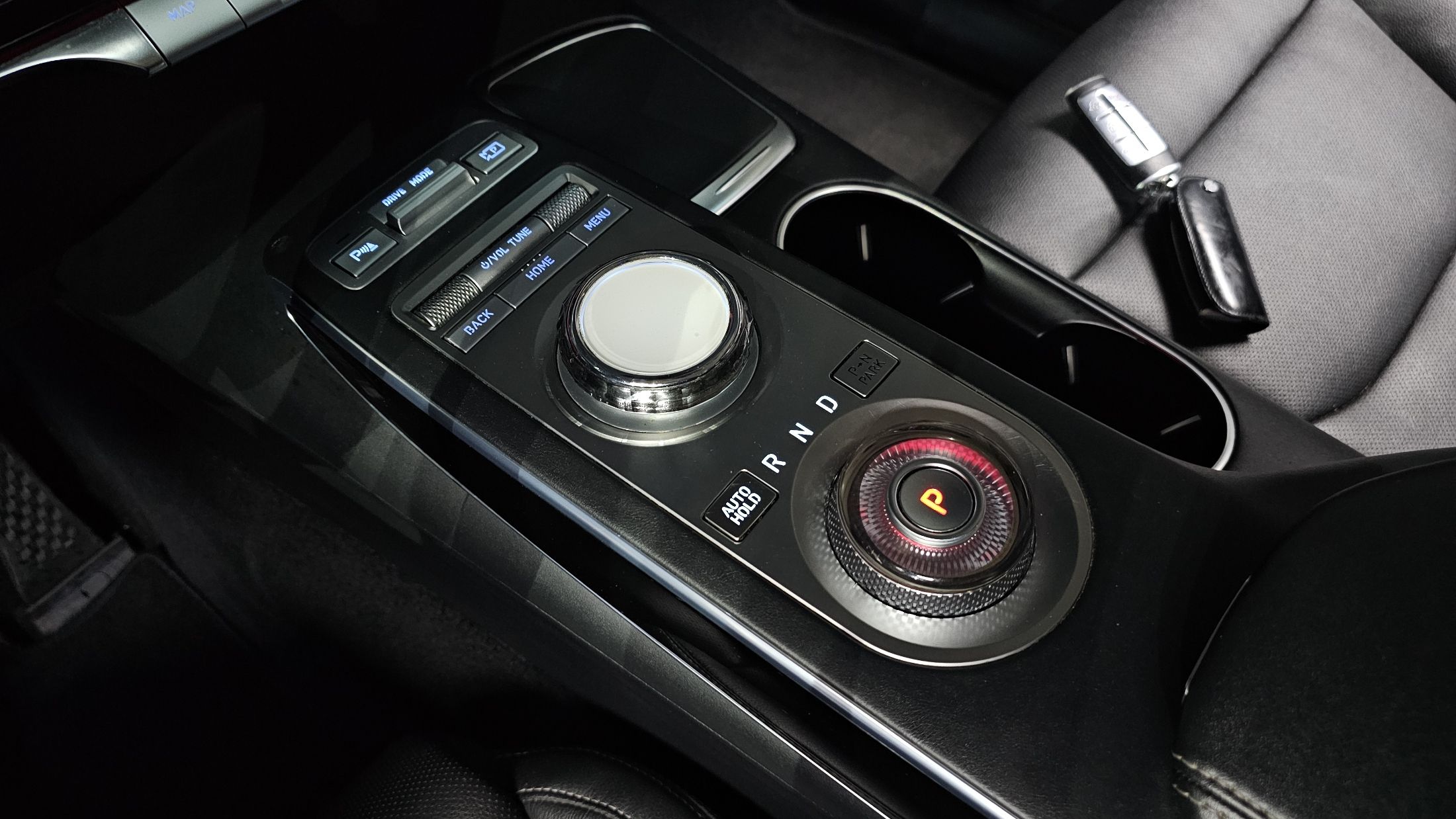 GENESIS GV70 2021