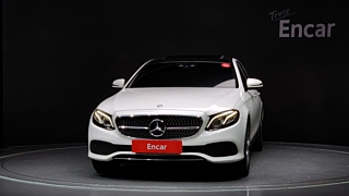 MERCEDES BENZ E-CLASS W213 2017