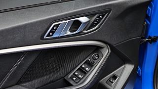 BMW 1-SERIES F40 2021