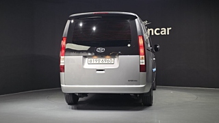 HYUNDAI STARIA 2022