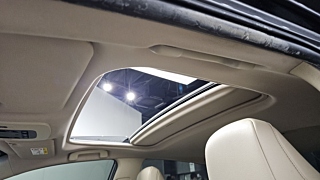 TOYOTA CAMRY XV70 2018