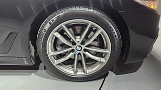 BMW 5-SERIES G30 2017