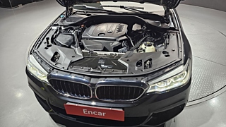 BMW 5-SERIES G30 2017