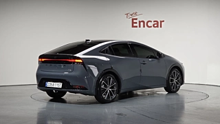 TOYOTA PRIUS  5 GENERATION 2.0 XLE 2024