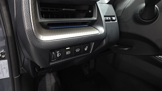 TOYOTA PRIUS  5 GENERATION 2.0 XLE 2024