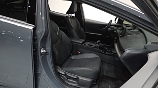 TOYOTA PRIUS  5 GENERATION 2.0 XLE 2024