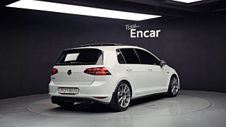 VOLKSWAGEN GOLF 2014