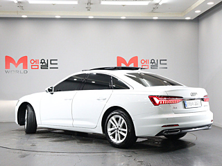 AUDI A6 C8 2023