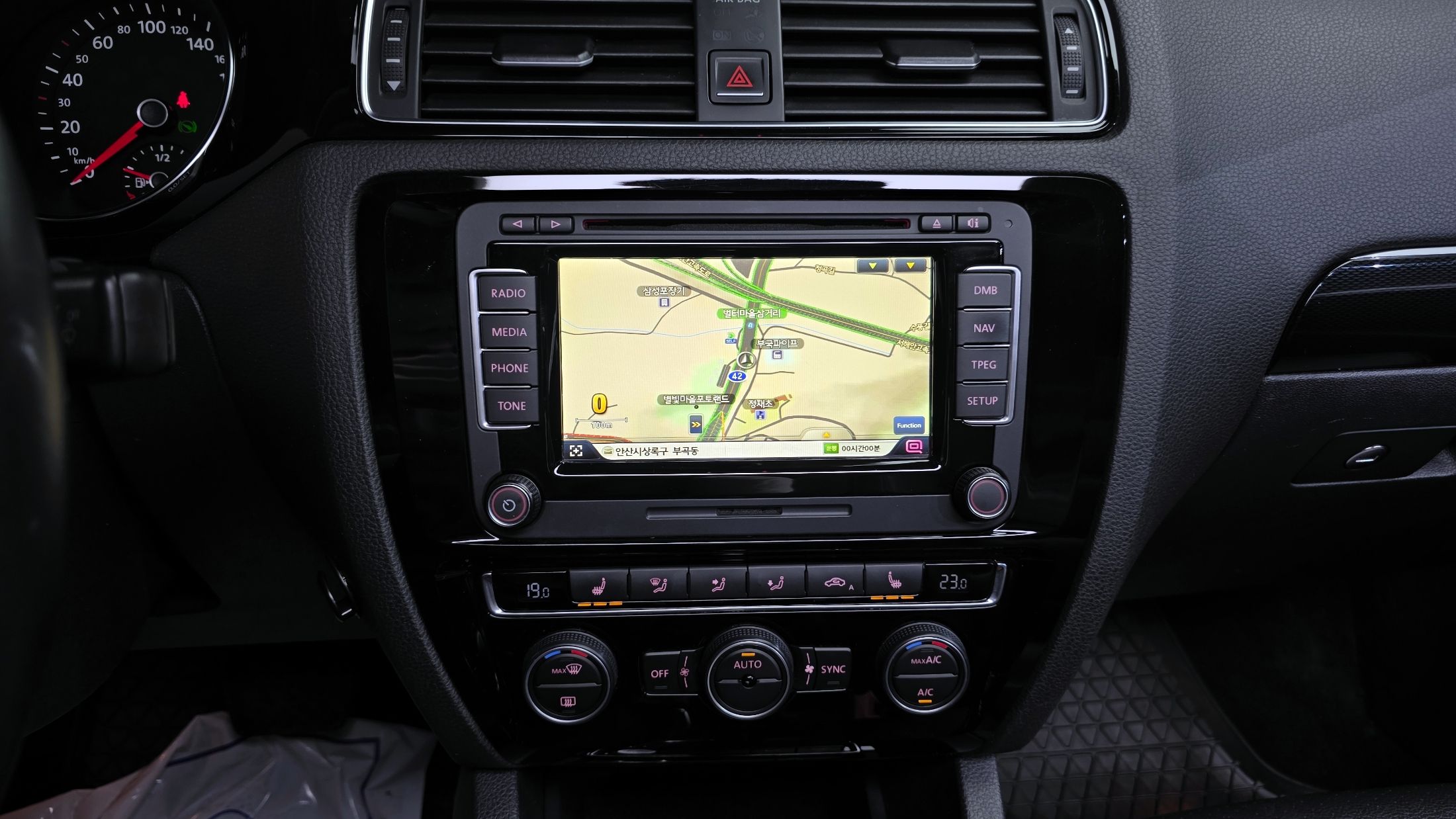 VOLKSWAGEN JETTA 2015