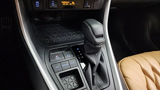 TOYOTA RAV4 2021
