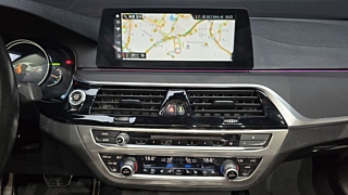 BMW 5-SERIES G30 2017