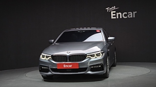 BMW 5-SERIES G30 2017