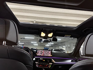 BMW 5-SERIES G30 2022