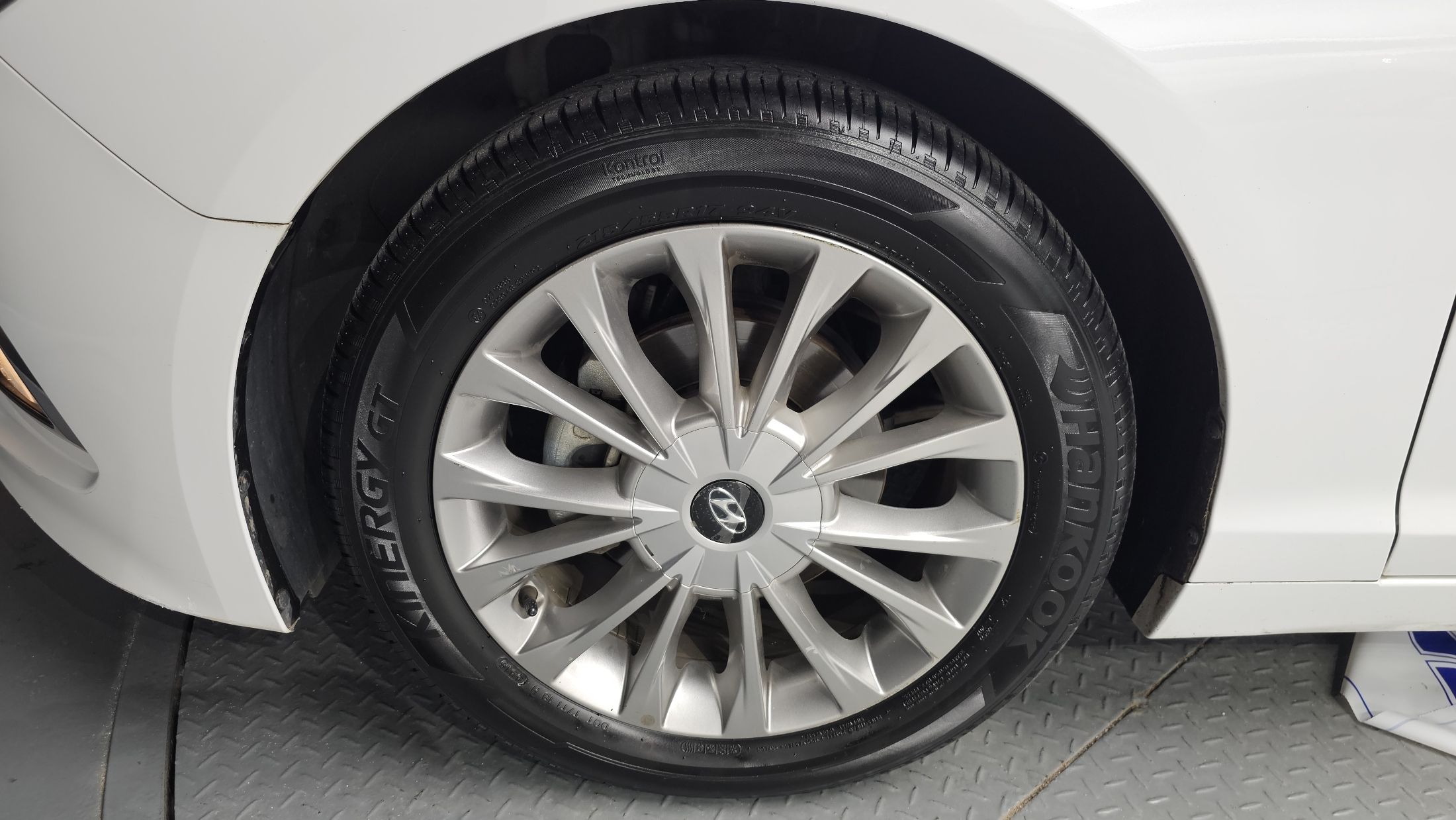 HYUNDAI SONATA LF 2017