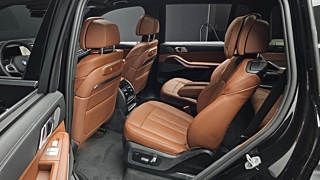BMW X7 G07 2025