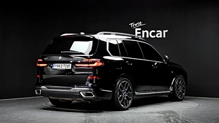 BMW X7 G07 2025
