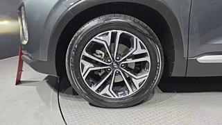 HYUNDAI SANTAFE TM 2019