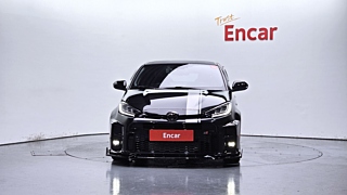 TOYOTA YARIS VITZ 2020