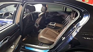 BMW 7-SERIES G11 2017
