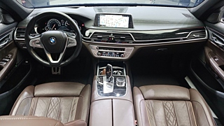 BMW 7-SERIES G11 2017