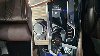 BMW 5-SERIES G30 2020
