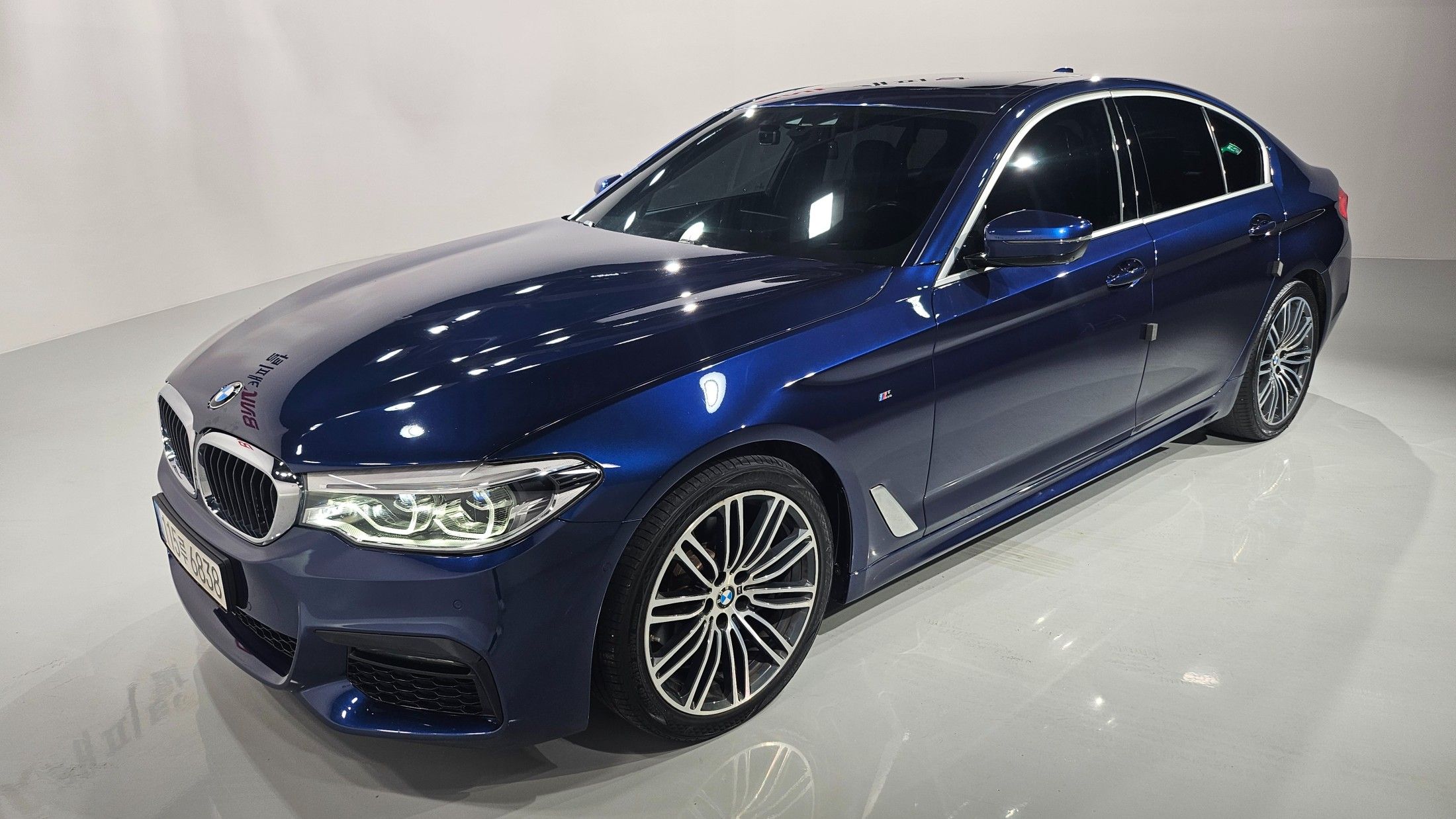 BMW 5-SERIES G30 2020