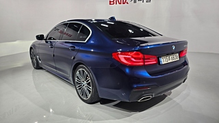 BMW 5-SERIES G30 2020
