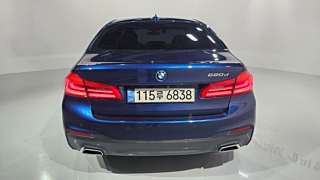 BMW 5-SERIES G30 2020