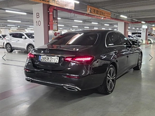 MERCEDES BENZ E-CLASS W213 2021