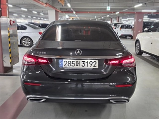MERCEDES BENZ E-CLASS W213 2021