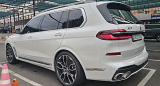 BMW X7 G07 2025