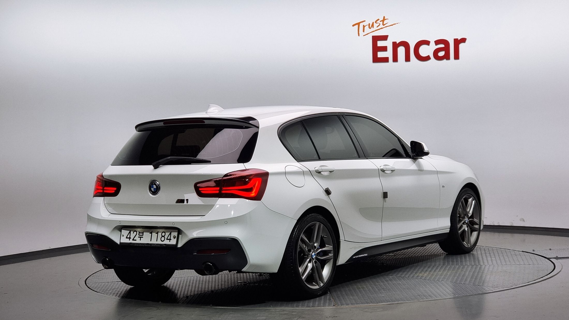 BMW 1-SERIES F20 2018