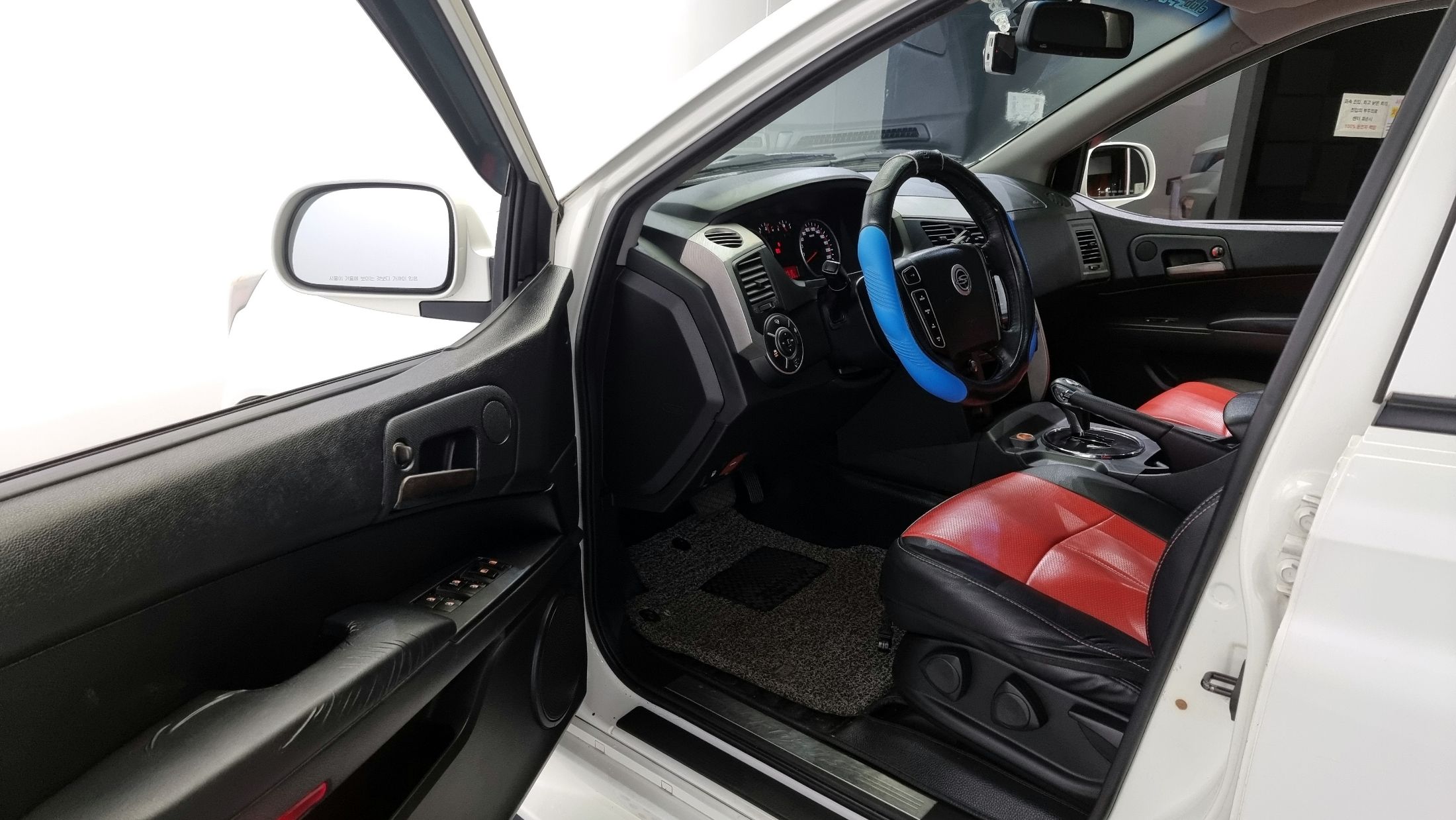 SSANGYONG KORANDO SPORTS 2013