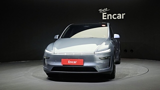 TESLA MODEL Y 2025