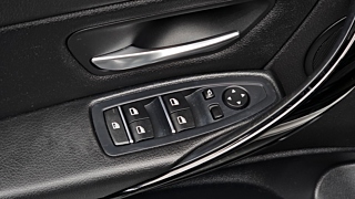 BMW 3-SERIES F30 2016
