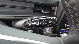 HYUNDAI STARIA 2025