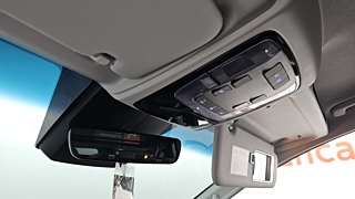 HYUNDAI STARIA 2025