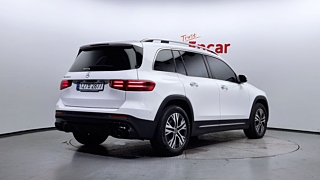 MERCEDES BENZ GLB-CLASS X247 2024