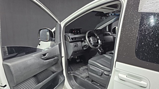 HYUNDAI STARIA  Cargo 5 Seater 2021