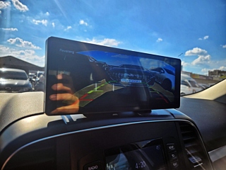 SAMSUNG QM6 2022