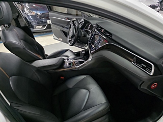 TOYOTA CAMRY XV70  2.5 2018